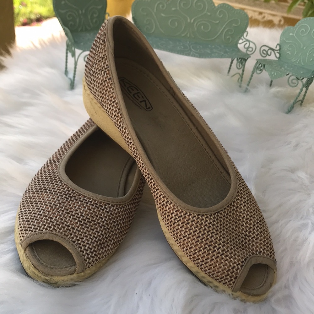 KEEN Wedge open toed sandals